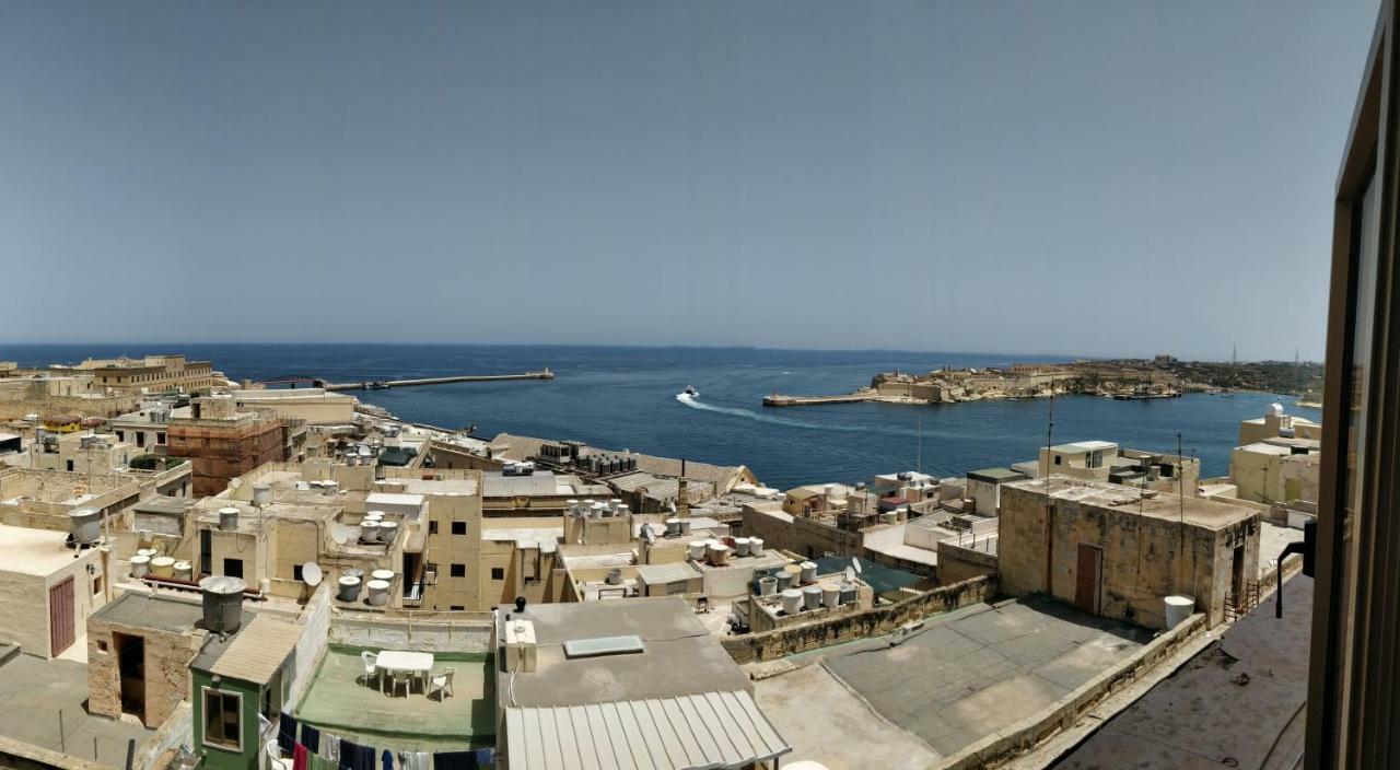 Sea View Large Valletta Appartment מראה חיצוני תמונה